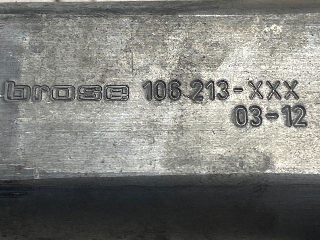 bontott RENAULT THALIA Jobb hátsó Ablakemelő Szerkezet (Elektromos)