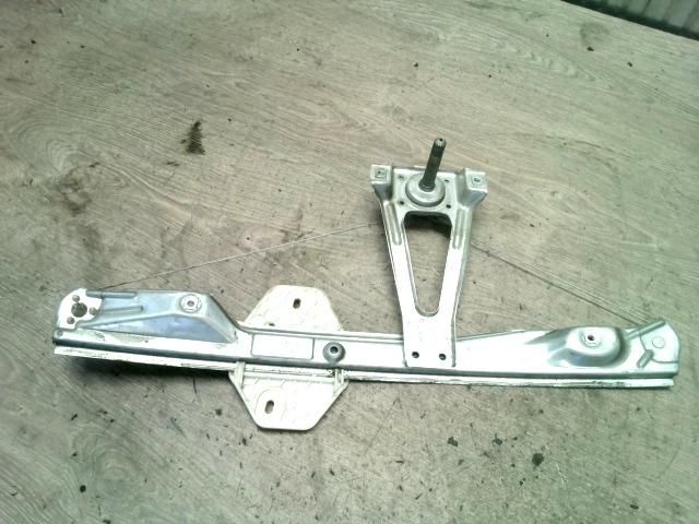 bontott RENAULT THALIA Jobb hátsó Ablakemelő Szerkezet (Mechanikus)