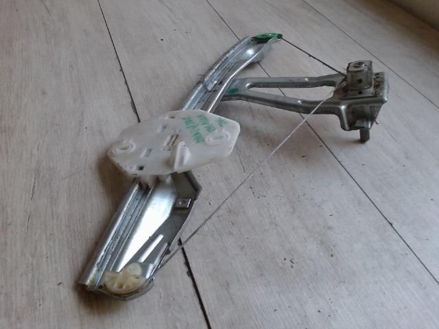 bontott RENAULT THALIA Jobb hátsó Ablakemelő Szerkezet (Mechanikus)