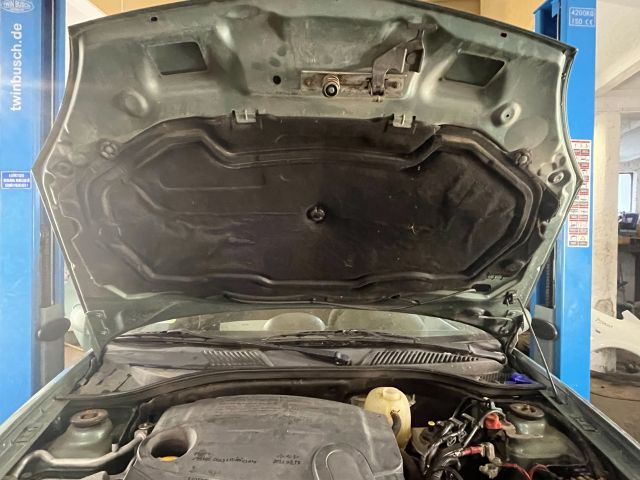 bontott RENAULT THALIA Jobb hátsó Ajtó Kárpit