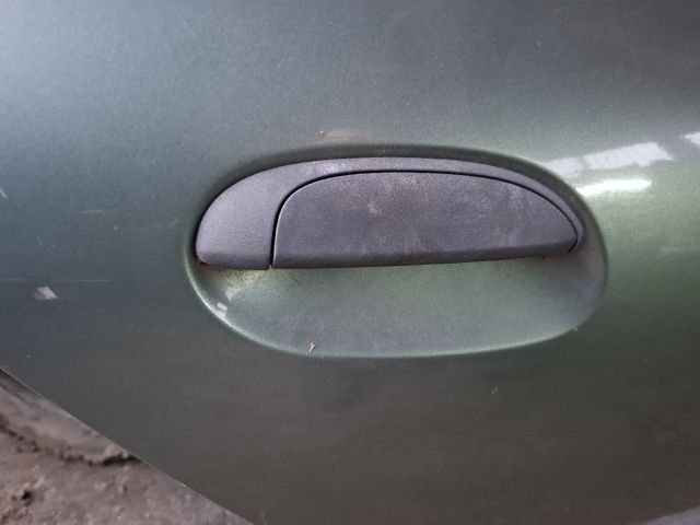 bontott RENAULT THALIA Jobb hátsó Ajtó (Részeivel)