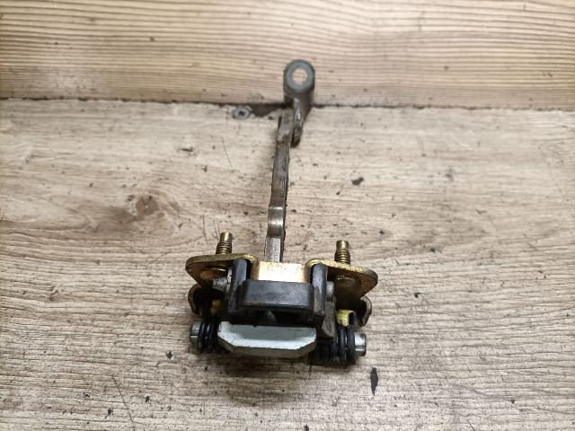 bontott RENAULT THALIA Jobb hátsó Ajtóhatároló