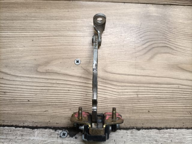 bontott RENAULT THALIA Jobb hátsó Ajtóhatároló