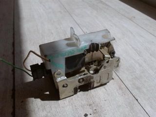 bontott RENAULT THALIA Jobb hátsó Ajtózár