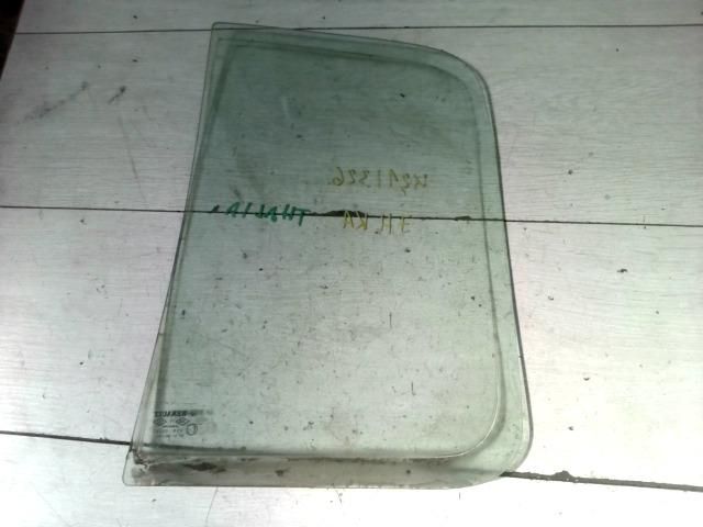 bontott RENAULT THALIA Jobb hátsó Fixüveg (Ajtóban)