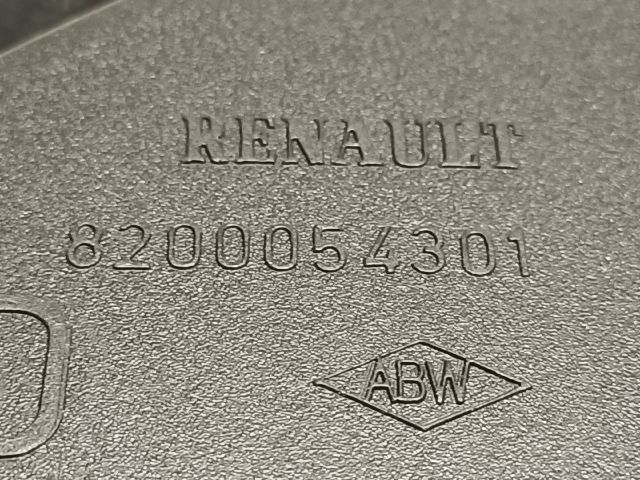 bontott RENAULT THALIA Jobb Hátsó Lámpa