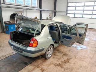 bontott RENAULT THALIA Jobb Hátsó Lámpa