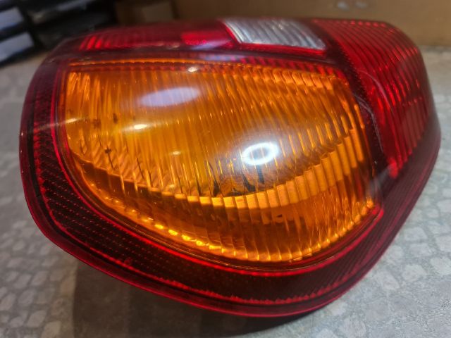 bontott RENAULT THALIA Jobb Hátsó Lámpa