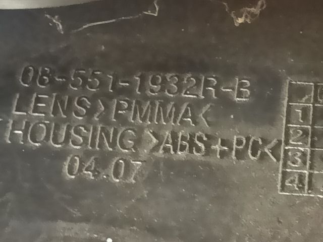 bontott RENAULT THALIA Jobb Hátsó Lámpa