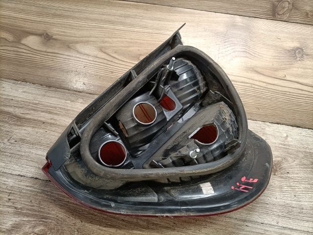 bontott RENAULT THALIA Jobb Hátsó Lámpa