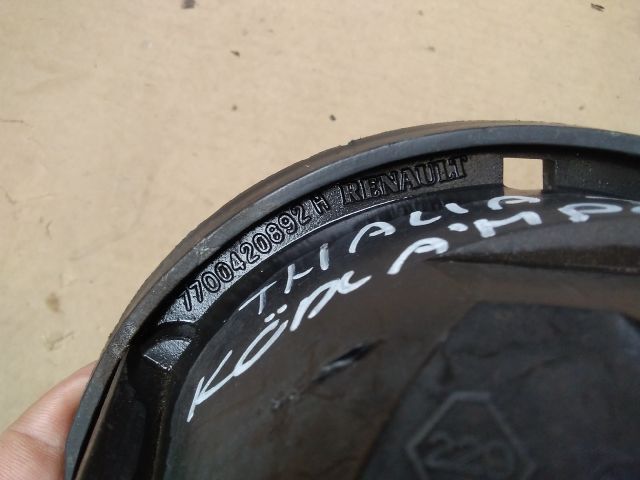 bontott RENAULT THALIA Jobb Ködfényszóró Lámpakeret