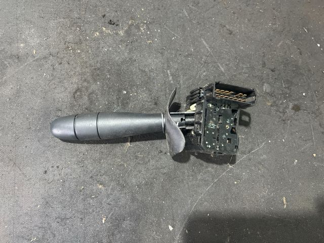 bontott RENAULT THALIA Jobb Kormánykapcsoló Ablaktörlő