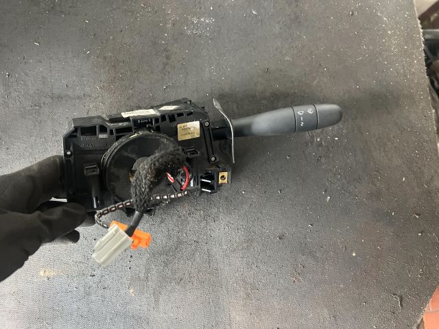 bontott RENAULT THALIA Jobb Kormánykapcsoló Ablaktörlő