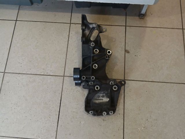 bontott RENAULT THALIA Klímakompresszor Tartó Bak