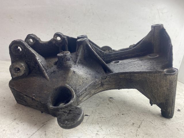 bontott RENAULT THALIA Klímakompresszor Tartó Bak