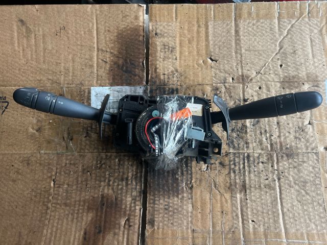 bontott RENAULT THALIA Komplett Kormánykapcsoló (Bajuszkapcsoló)