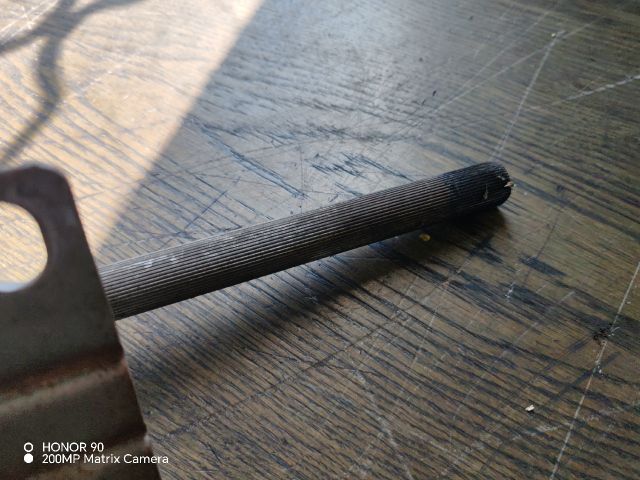 bontott RENAULT THALIA Kormányoszlop