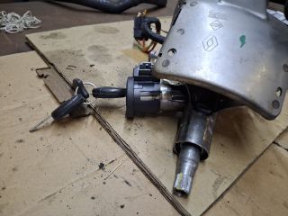 bontott RENAULT THALIA Kormányoszlop