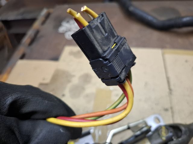 bontott RENAULT THALIA Kormányoszlop