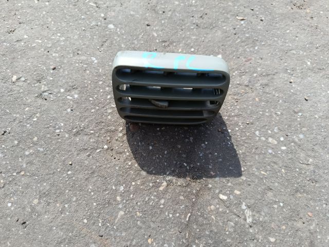 bontott RENAULT THALIA Középső Jobb Szellőző