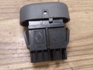 bontott RENAULT THALIA Központizár Kapcsoló