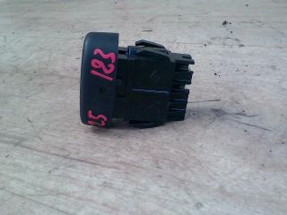 bontott RENAULT THALIA Központizár Kapcsoló