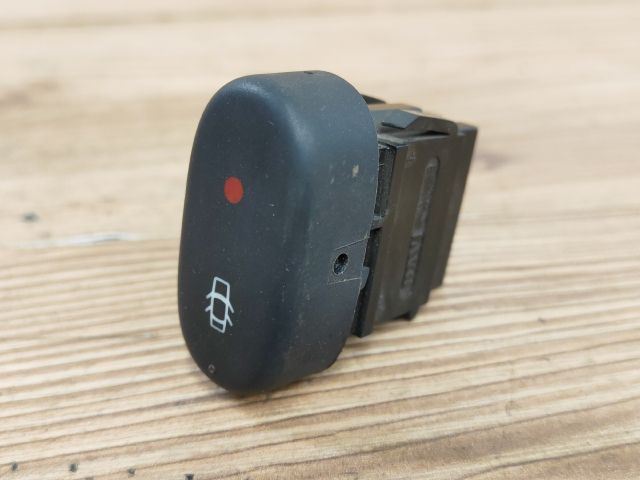 bontott RENAULT THALIA Központizár Kapcsoló