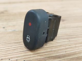 bontott RENAULT THALIA Központizár Kapcsoló