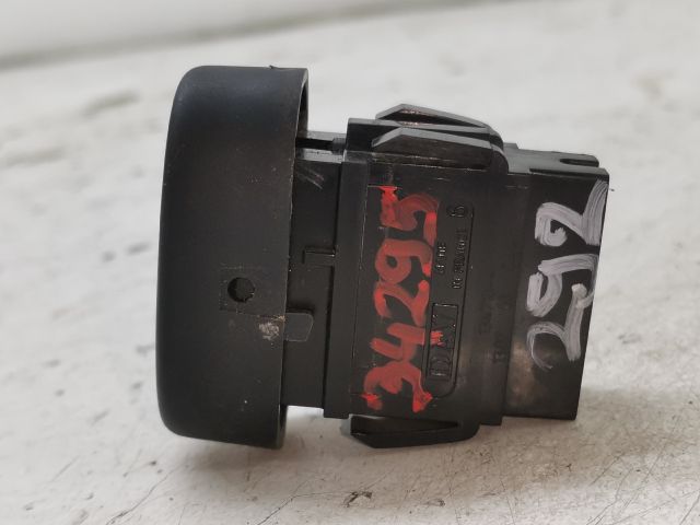 bontott RENAULT THALIA Központizár Kapcsoló