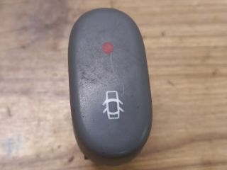 bontott RENAULT THALIA Központizár Kapcsoló