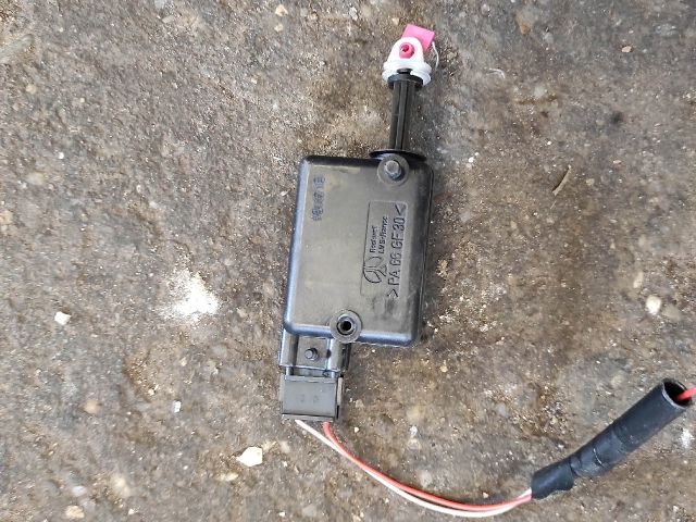 bontott RENAULT THALIA Központizár Motor Csomagtérajtó