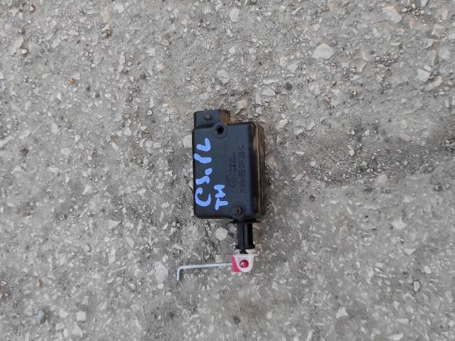 bontott RENAULT THALIA Központizár Motor Csomagtérajtó