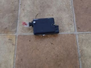 bontott RENAULT THALIA Központizár Motor Csomagtérajtó