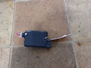 bontott RENAULT THALIA Központizár Motor Csomagtérajtó