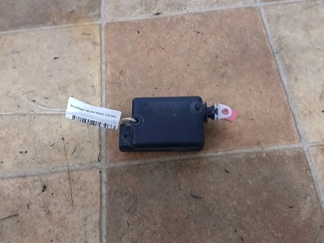 bontott RENAULT THALIA Központizár Motor Csomagtérajtó