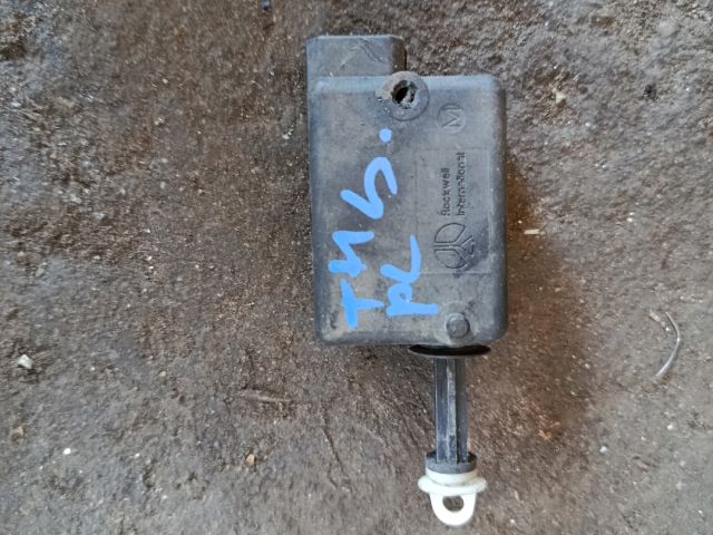 bontott RENAULT THALIA Központizár Motor Csomagtérajtó