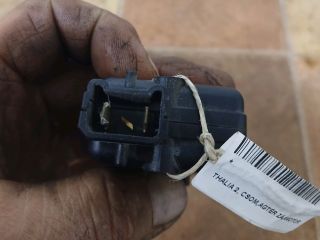 bontott RENAULT THALIA Központizár Motor Csomagtérajtó