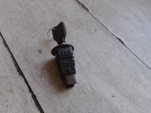 bontott RENAULT THALIA Légzsák Kapcsoló