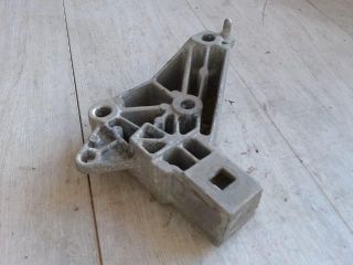 bontott RENAULT THALIA Motor Tartó Bak (Fém)