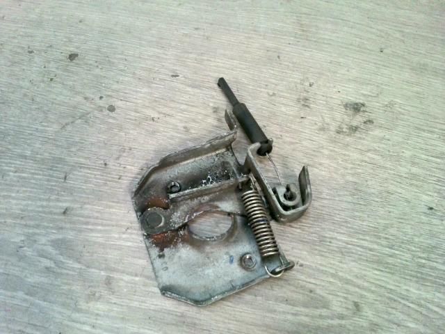 bontott RENAULT THALIA Motorháztető Zárszerkezet