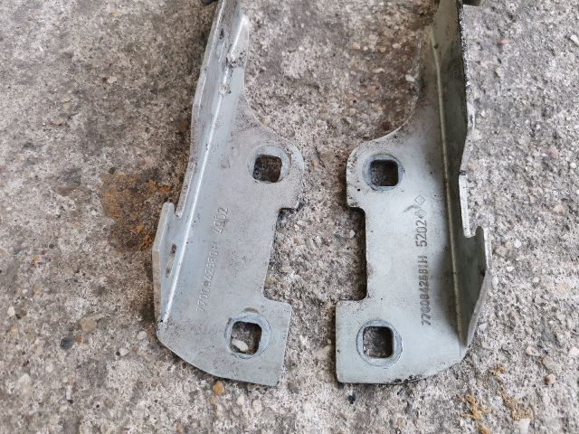 bontott RENAULT THALIA Motorháztető Zsanér Pár