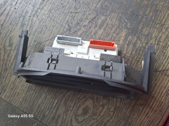 bontott RENAULT THALIA Multifunkciós Kijelző