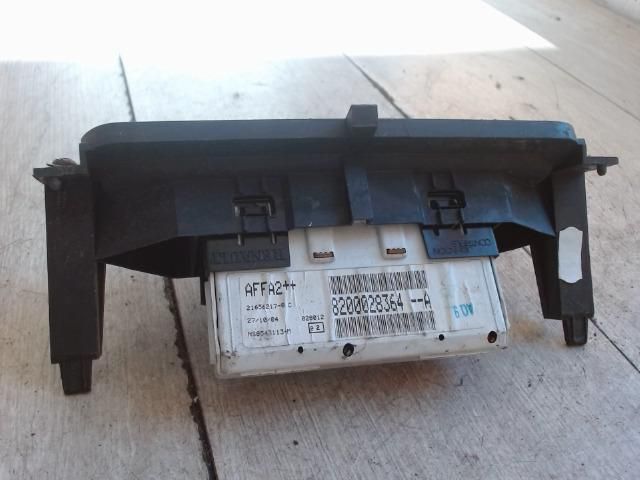 bontott RENAULT THALIA Multifunkciós Kijelző