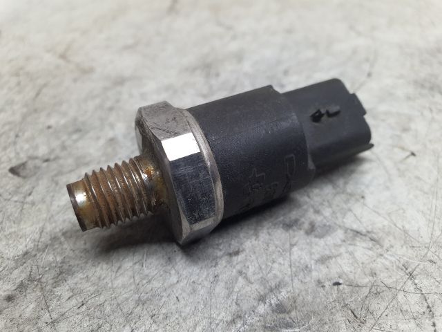 bontott RENAULT THALIA Nyomásszabályzó Szelep