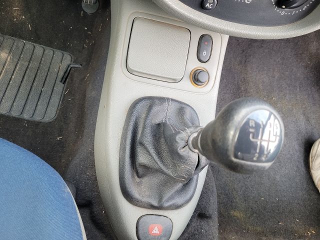 bontott RENAULT THALIA Padlószőnyeg