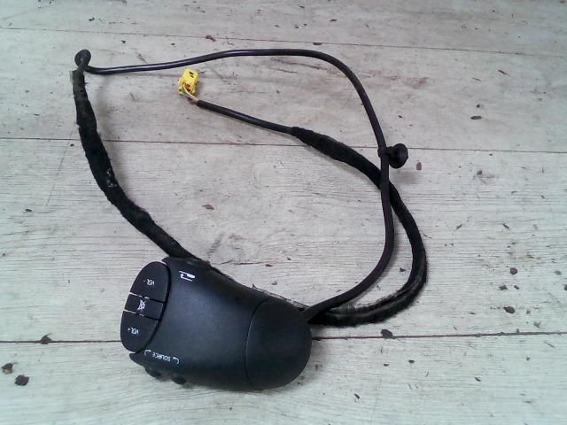 bontott RENAULT THALIA Rádió / CD Kapcsoló