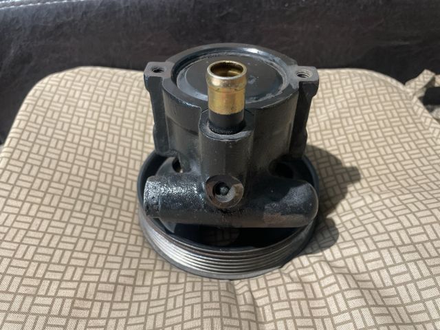 bontott RENAULT THALIA Szervó Szivattyú Szíjtárcsa