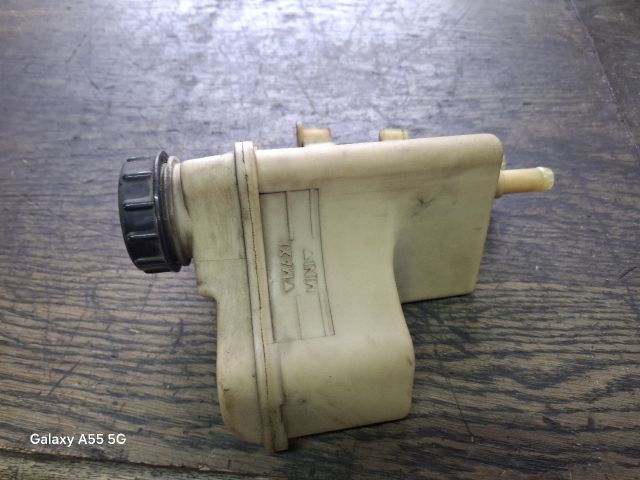 bontott RENAULT THALIA Szervóolaj Tartály