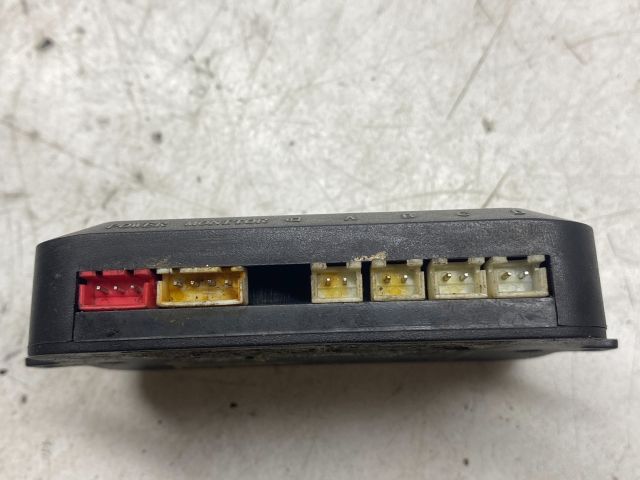 bontott RENAULT THALIA Tolatóradar Elektronika