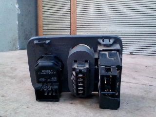 bontott RENAULT THALIA Tükör Kapcsoló